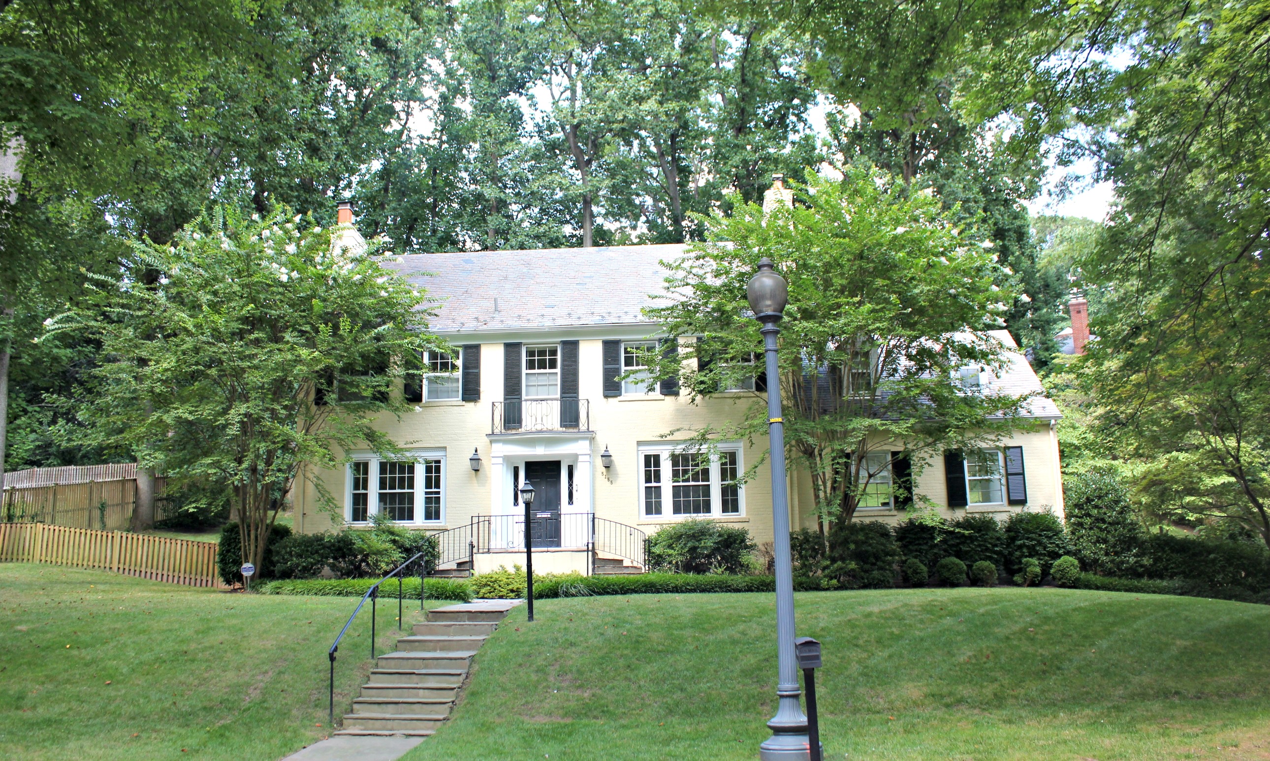 Spring Valley Neighborhood in Washington, DC Photo Tour